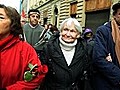 Margot Honecker zeigt sich auf Beerdigung