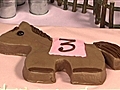 Howdini - How to Make a Pony Cake