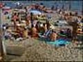 Los nudistas de Sitges siguen en pie de guerra