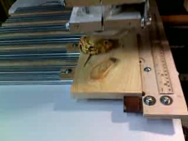 CNC ROUTER