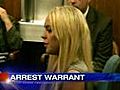 Arrest warrant issued for actress Lindsay Lohan