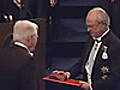 Harald zur Hausen receives his Nobel Prize