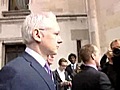 Assange arrives at court