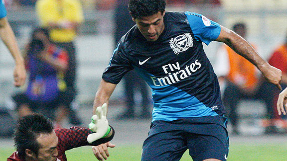 Carlos Vela anotó con Arsenal ante Malasya