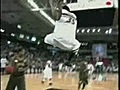 Basketball : Impressive Dunk !