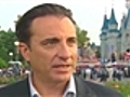 Andy Garcia vai a evento de imigrantes na Disney