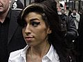 Winehouse booed off stage in Serbia