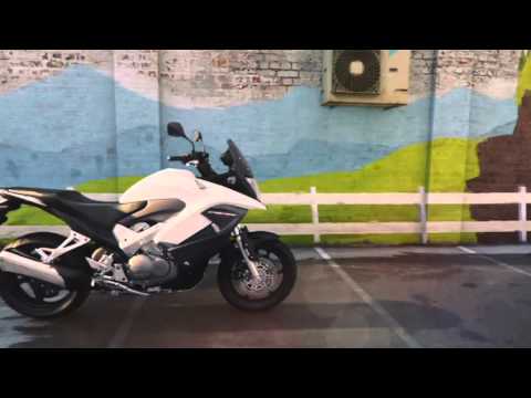 Honda 2011 Crossrunner - Exyi - Ex Videos