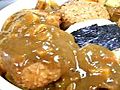 メンチカツカレーおにぎり