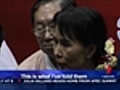 Suu Kyi calls for change