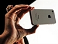 Apple sell 1.7m iPhones in three days