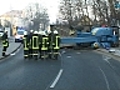 Lkw blockiert Staatsstraße