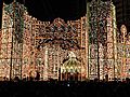 光の祭典「神戸ルミナリエ」が開幕