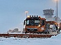 Schneefall sorgt für Verkehrsbehinderungen