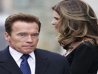 Shriver files papers to divorce Schwarzenegger