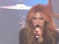 Miley Cyrus - Can’t Be Tamed (Live)