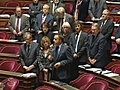 Sénat: l’appel de la gauche à suspendre les débats