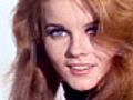 Swinger,  The &#8212; (Movie Clip) Hey Swinger! (Open)