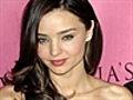 Miranda Kerr to focus on motherhood