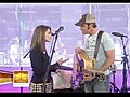 Rodney Atkins sings