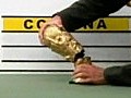 哥倫比亞警方檢獲以可卡因製成世界盃仿製品