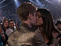 Justin Bieber Kisses Selena Gomez