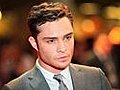 Ed Westwick finds love on the slopes