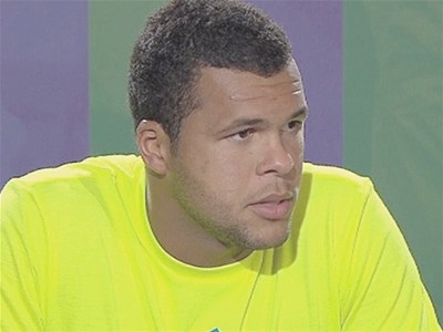 Tsonga falls short in semis