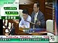 立法會處理政改方案前議員先辯論應否中止議案 (HKT 18:15)