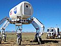 カニ型探査車、砂漠で修行中　ＮＡＳＡが模擬探査公開