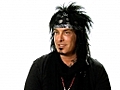 Nikki Sixx Discusses Upcoming Mötley Crüe Film,  &#039;The Dirt&#039;