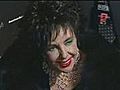 Stars pay tribute to Elizabeth Taylor