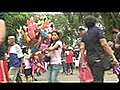 Gran fiesta de Todos los Santos en los cementerios de Filipinas