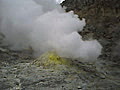 北海道川湯　硫黄山の噴気孔　