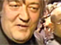 Stephen Fry &#039;Sheepishly&#039; Returns To Twitter