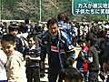 東日本大震災　三浦知良選手、岩手・釜石市の小学校で子どもたちと触れ合う