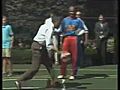 Obama shows off his ball skills