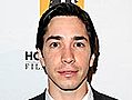 Justin Long Delivers Details About a Sexy Scene with Drew Barrymore