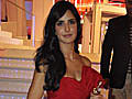 Katrina shakes to Sheila Ki Jawani on stage