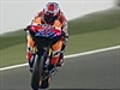 Stoner wins Qatar MotoGP