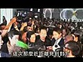 2011.05.28  奇藝 - Rain赴港宣傳人氣旺 鄭秀文慘變路人甲