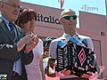 2011 Giro: Gadret gets a gift
