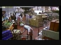 Un taureau au supermarché