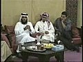 الشيخ أحمد العجمي ينشد قصيدة لولده عمر