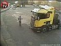 Guy Thrown Out Of Truck And Survives