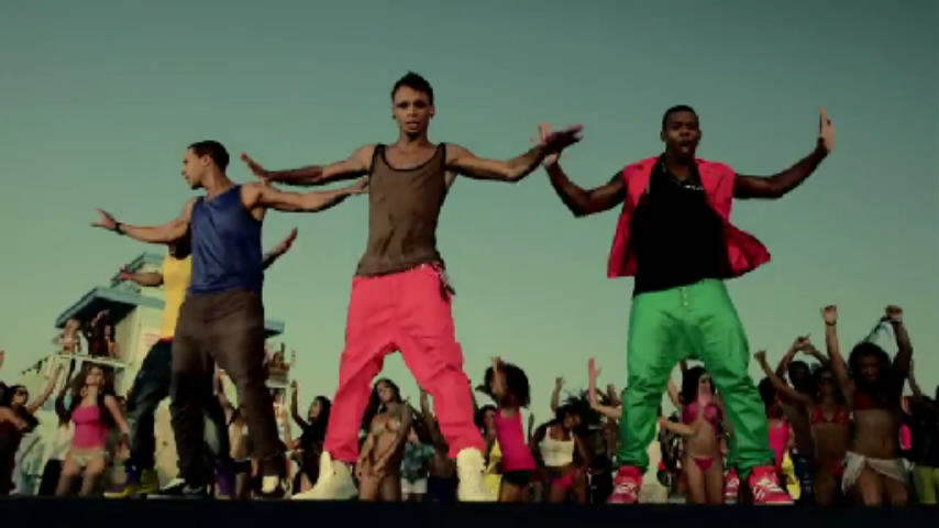 JLS - She Makes Me Wanna ft  Dev