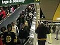 Blonde sur un Escalator