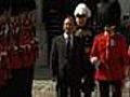 China’s Wen inspects UK honour guard