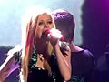 Avril Lavigne - Hot (Live Performance)