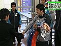プロ野球・日本ハムの斎藤佑樹投手、名護の児童養護施設を訪問しサイン色紙をプレゼント